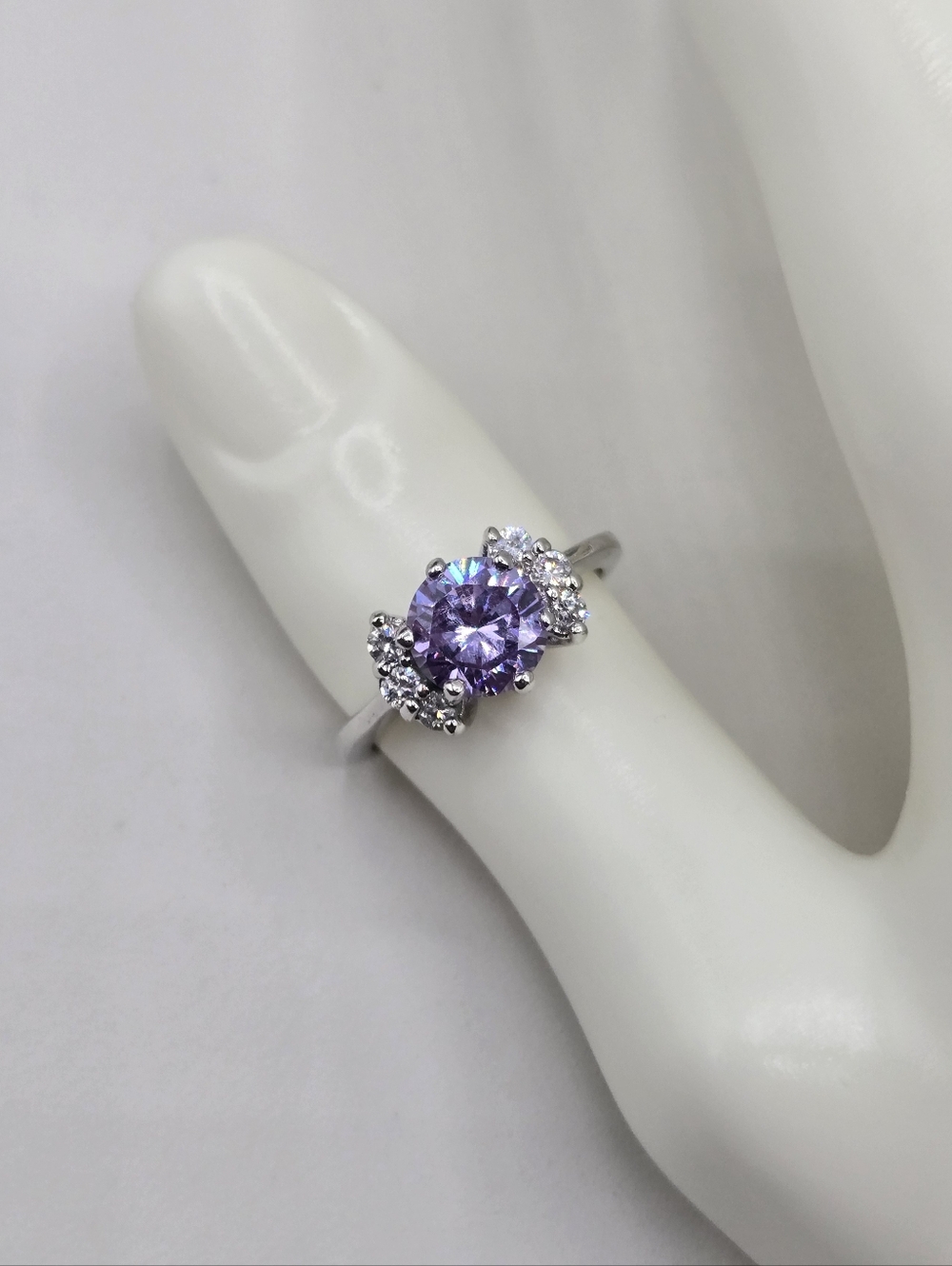 Swarovski Crystal Elements Silver Statement Ring Light Purple Amethyst Size 8
